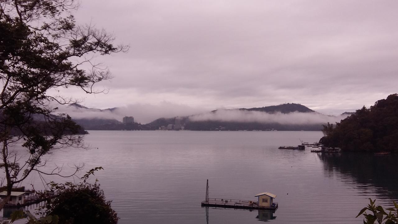 Yi Da Lakeside Hotel Jücsi Kültér fotó