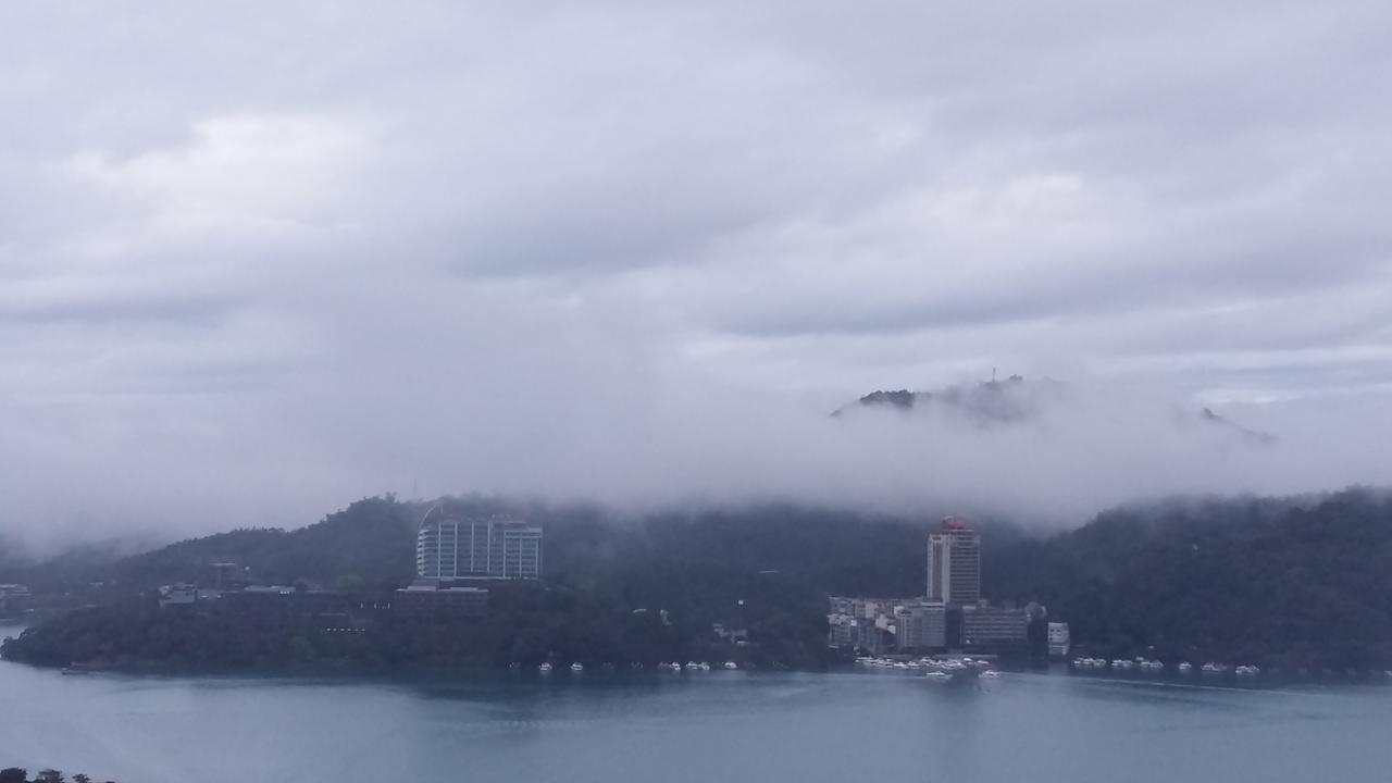 Yi Da Lakeside Hotel Jücsi Kültér fotó