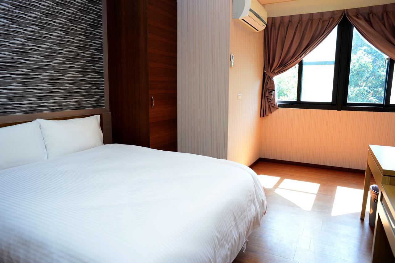 Yi Da Lakeside Hotel Jücsi Kültér fotó