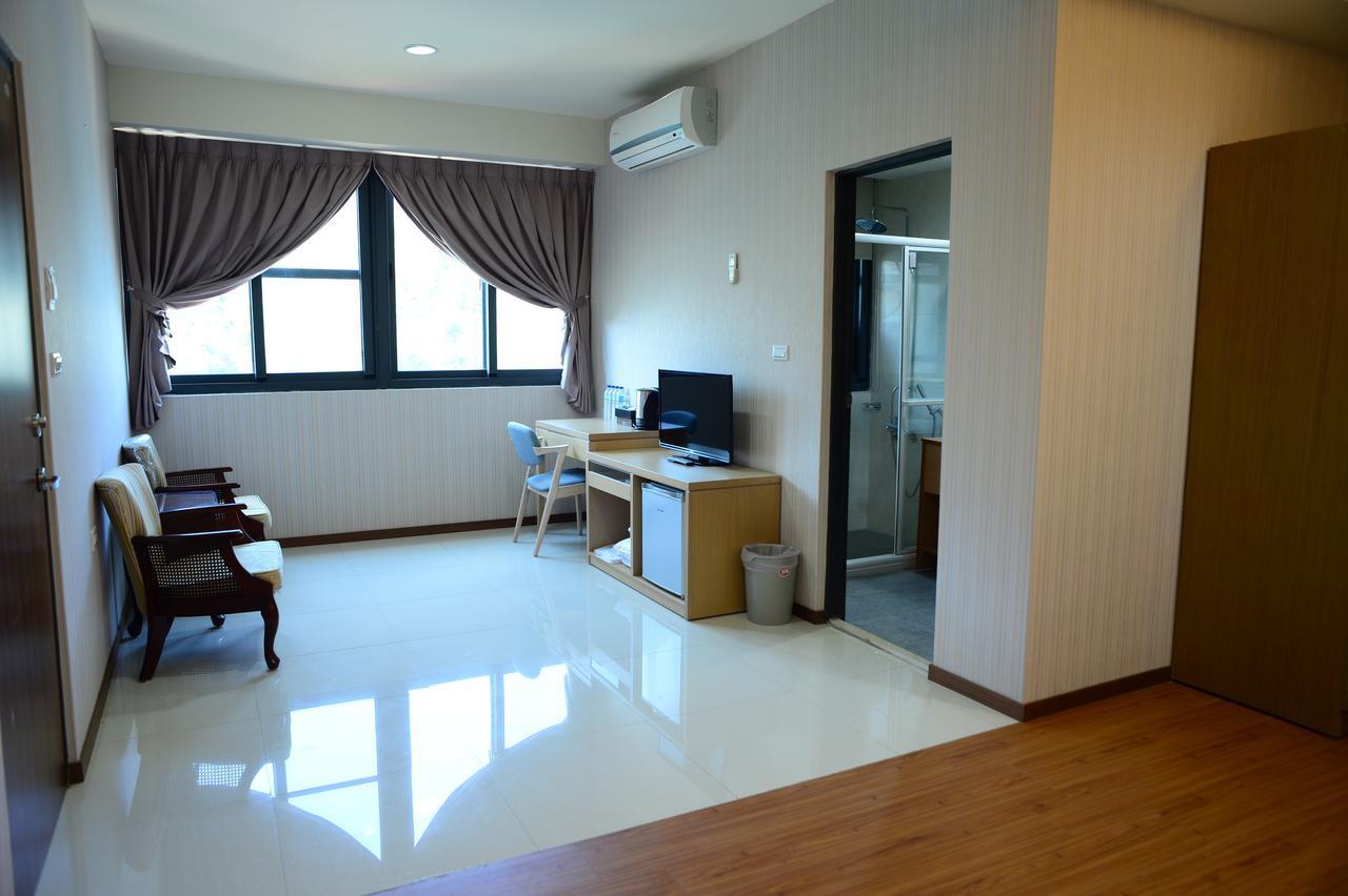 Yi Da Lakeside Hotel Jücsi Kültér fotó